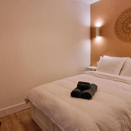 Charming Appartement In Vieux Nisa Exterior foto