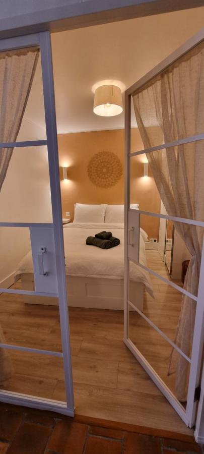 Charming Appartement In Vieux Nisa Exterior foto